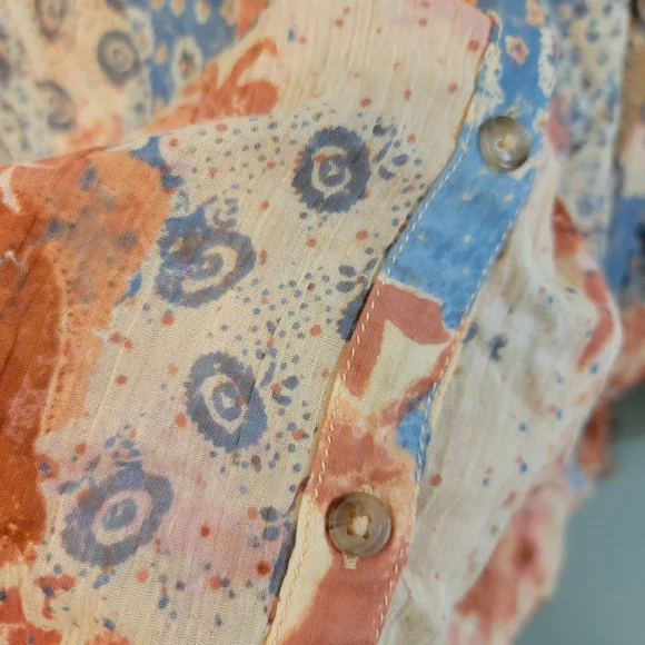 SOLD DO NOT BUY Batwing Floral Button Up Top Womens XL Boho Patch Festive - Picture 10 of 14